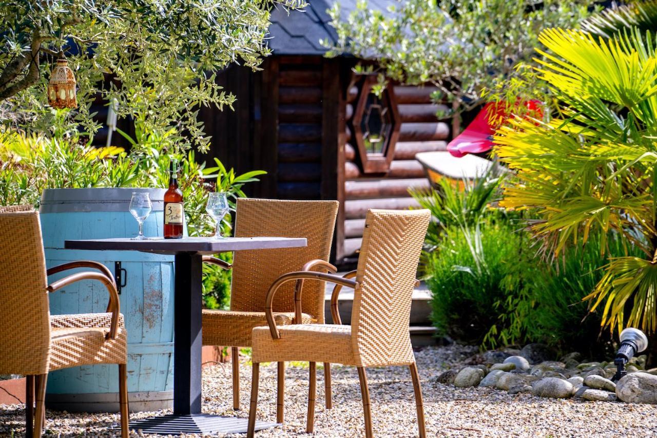 Bed and Breakfast Le Bassin Du Tertre Fronsac  Exteriér fotografie