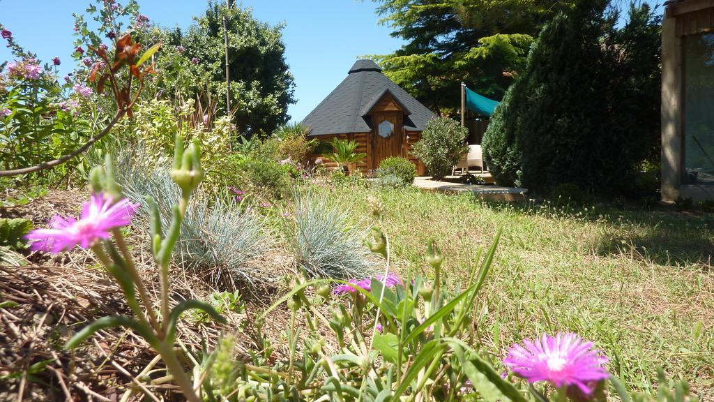 Bed and Breakfast Le Bassin Du Tertre Fronsac  Pokoj fotografie