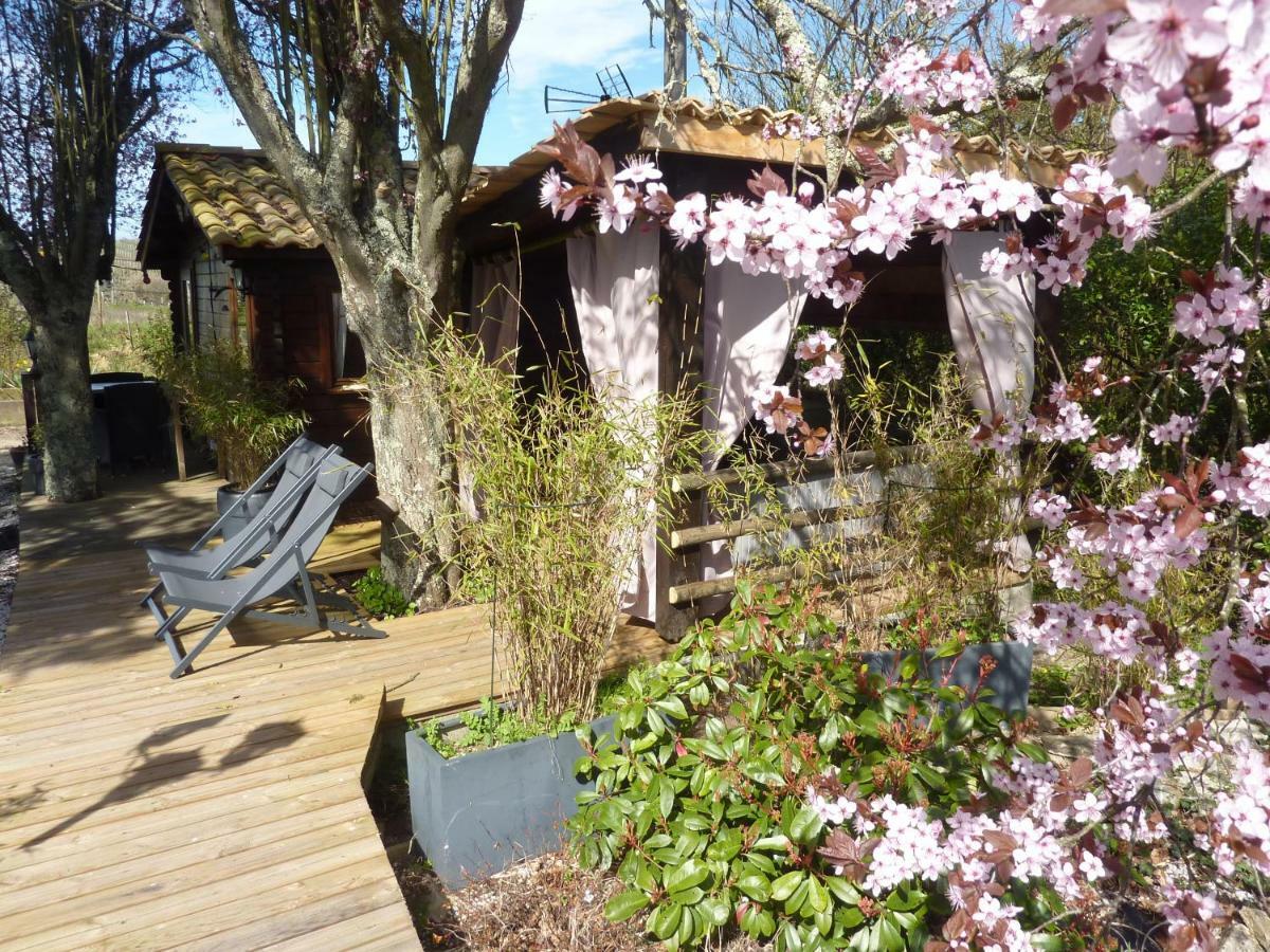 Bed and Breakfast Le Bassin Du Tertre Fronsac  Exteriér fotografie